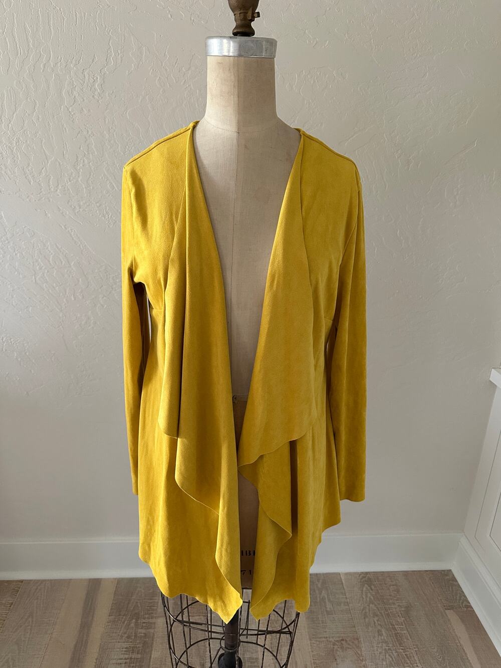 SOFT SURROUNDINGS | Womens Shape Drape Faux Suede Jacket Size M Yellow Lagenlook